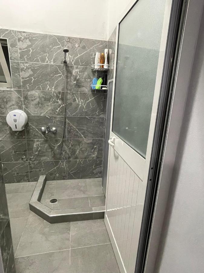 Apartament Gjergji Sarande Luaran gambar